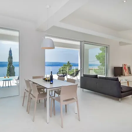 V - Private Pool, Special Location & Surroundings Villa