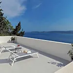 V - Private Pool, Special Location & Surroundings Villa Mimice