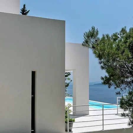 V - Private Pool, Special Location & Surroundings Villa Mimice