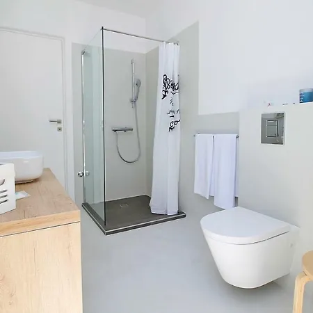 V - Private Pool, Special Location & Surroundings Mimice