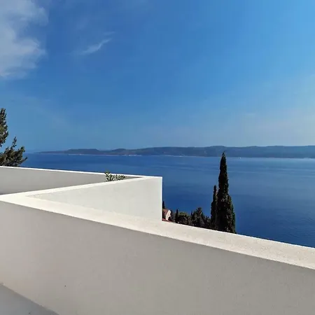 V - Private Pool, Special Location & Surroundings Villa *